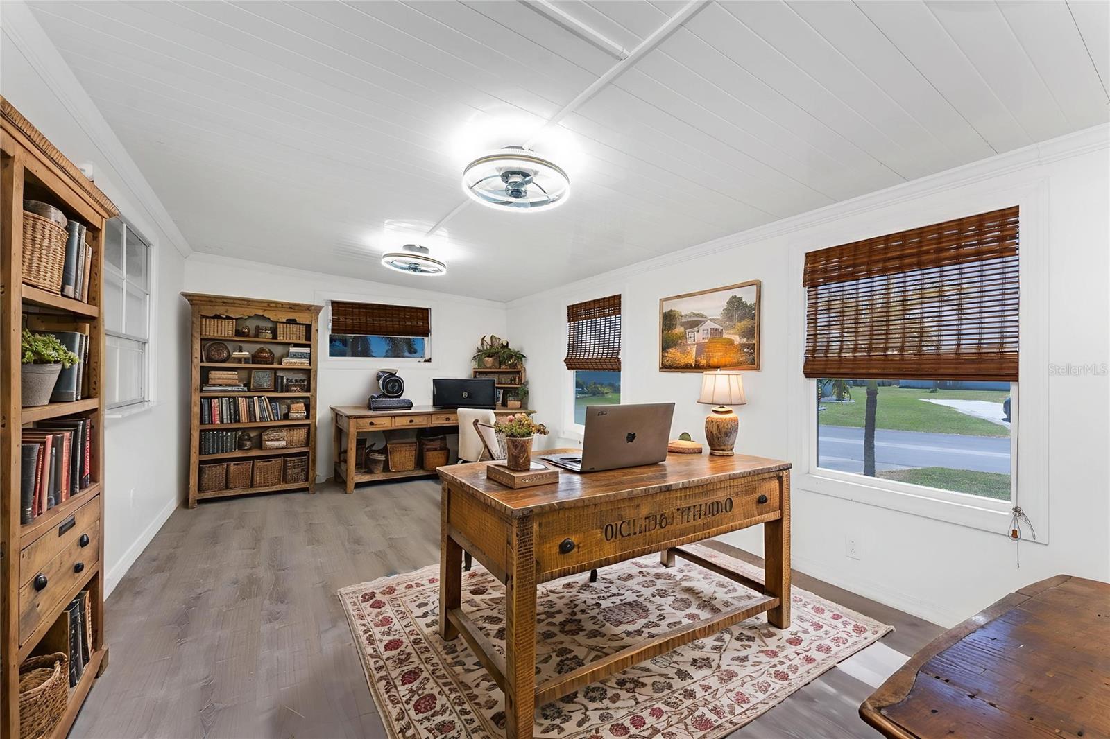 Image 17 of 54 For 7548 Ratan Circle