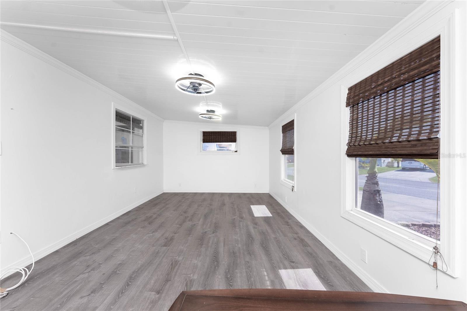 Image 18 of 54 For 7548 Ratan Circle