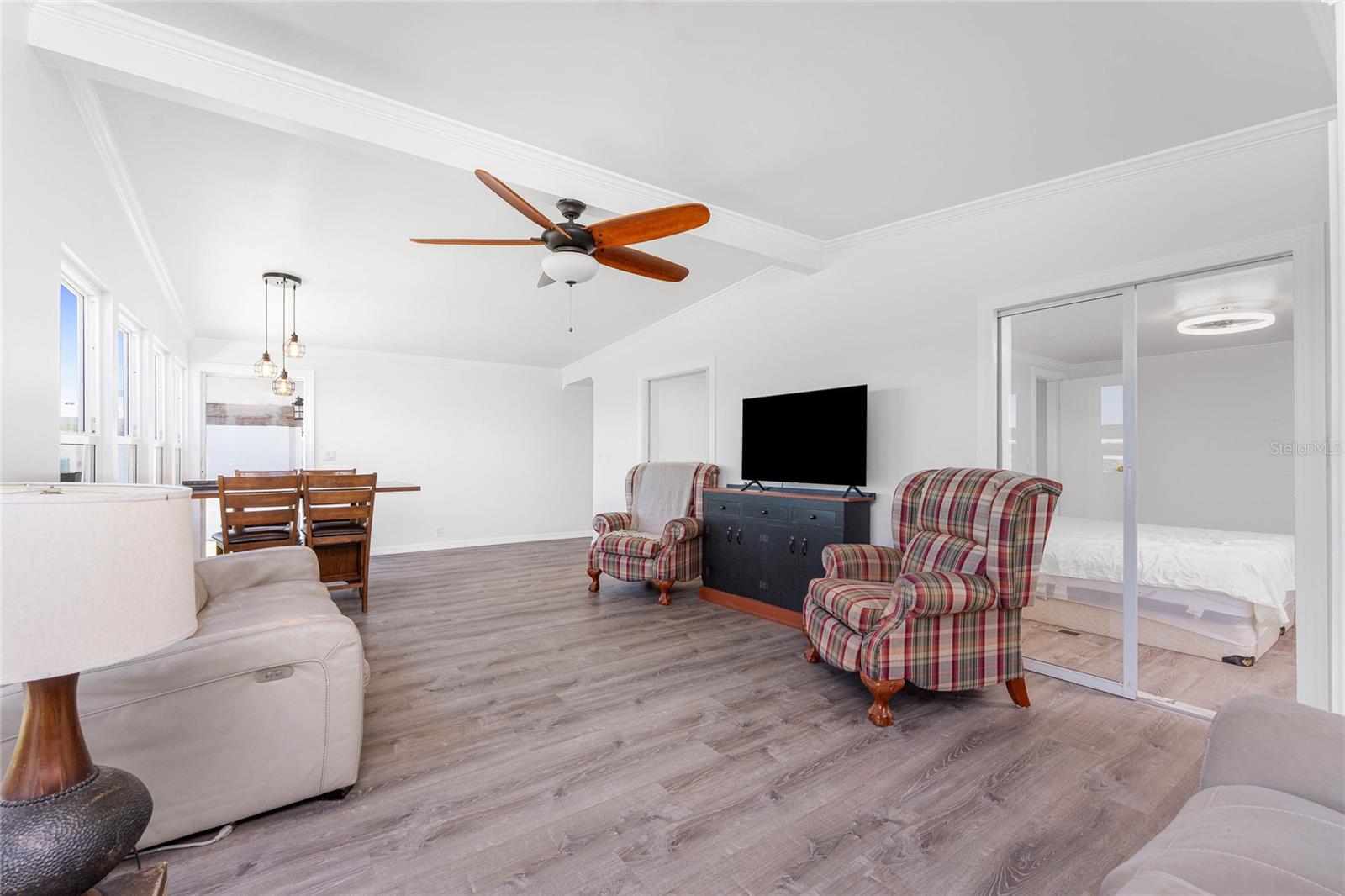 Image 7 of 54 For 7548 Ratan Circle