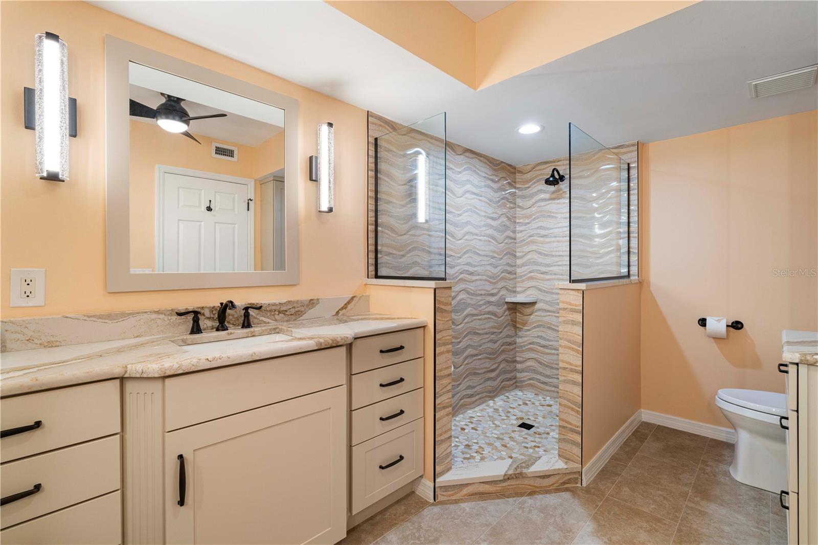 Image 36 of 58 For 101 Marion Court 225