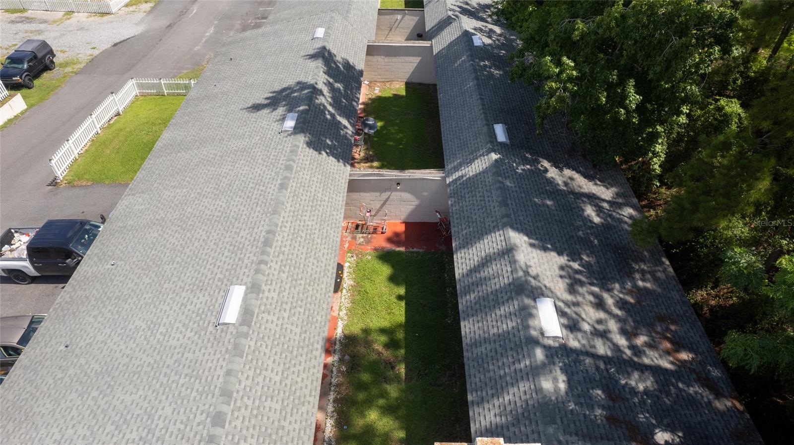 Image 26 of 81 For 649 Base Street