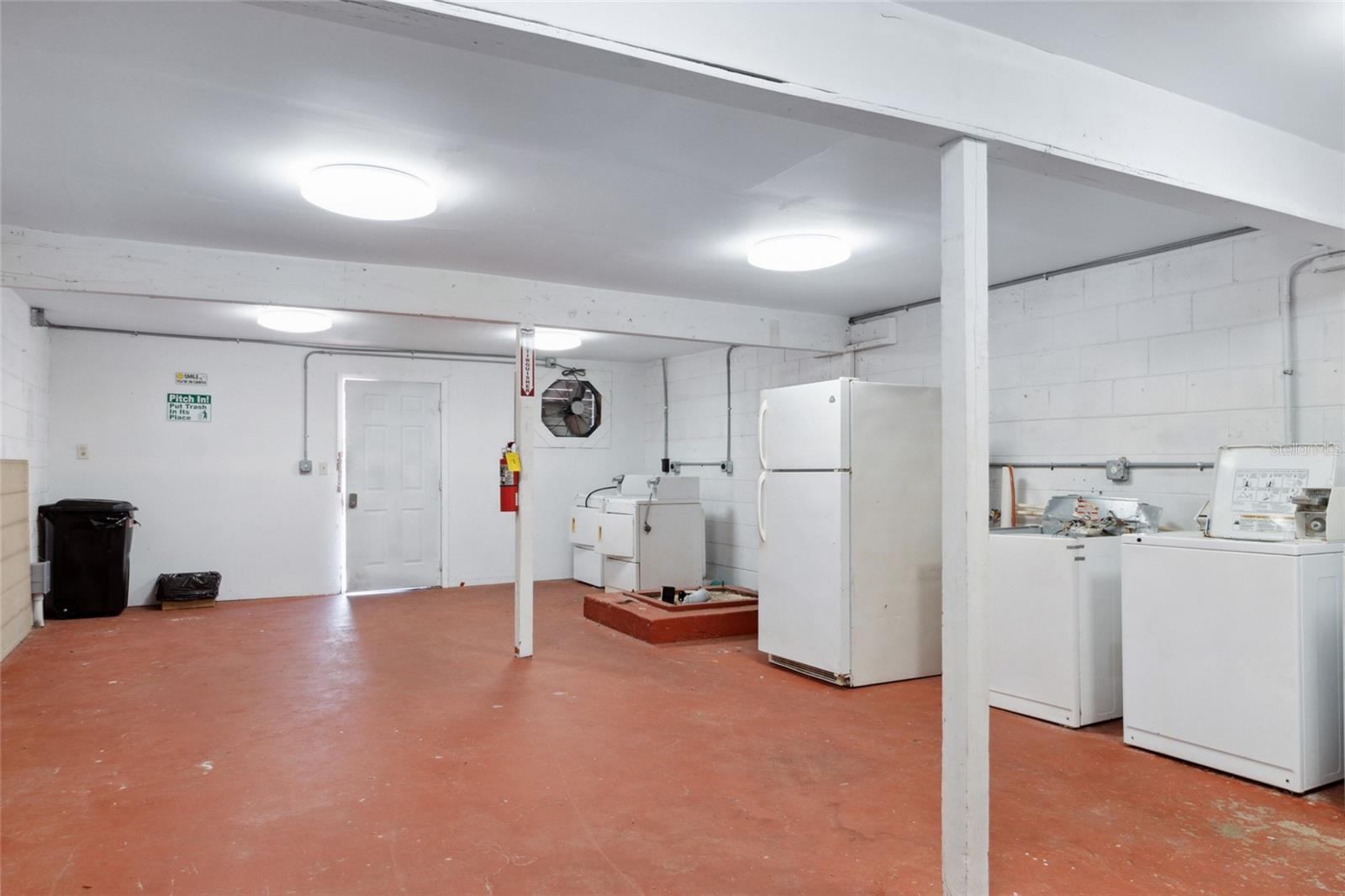 Image 32 of 81 For 649 Base Street