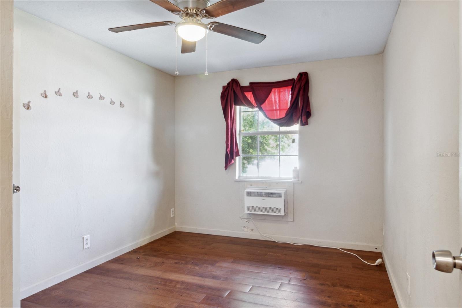 Image 53 of 81 For 649 Base Street