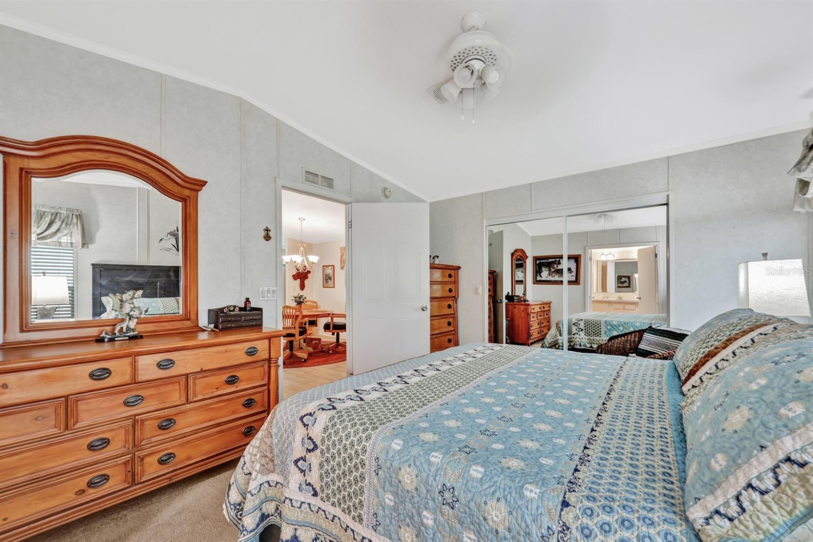 Image 11 of 38 For 1000 Kings Highway 476