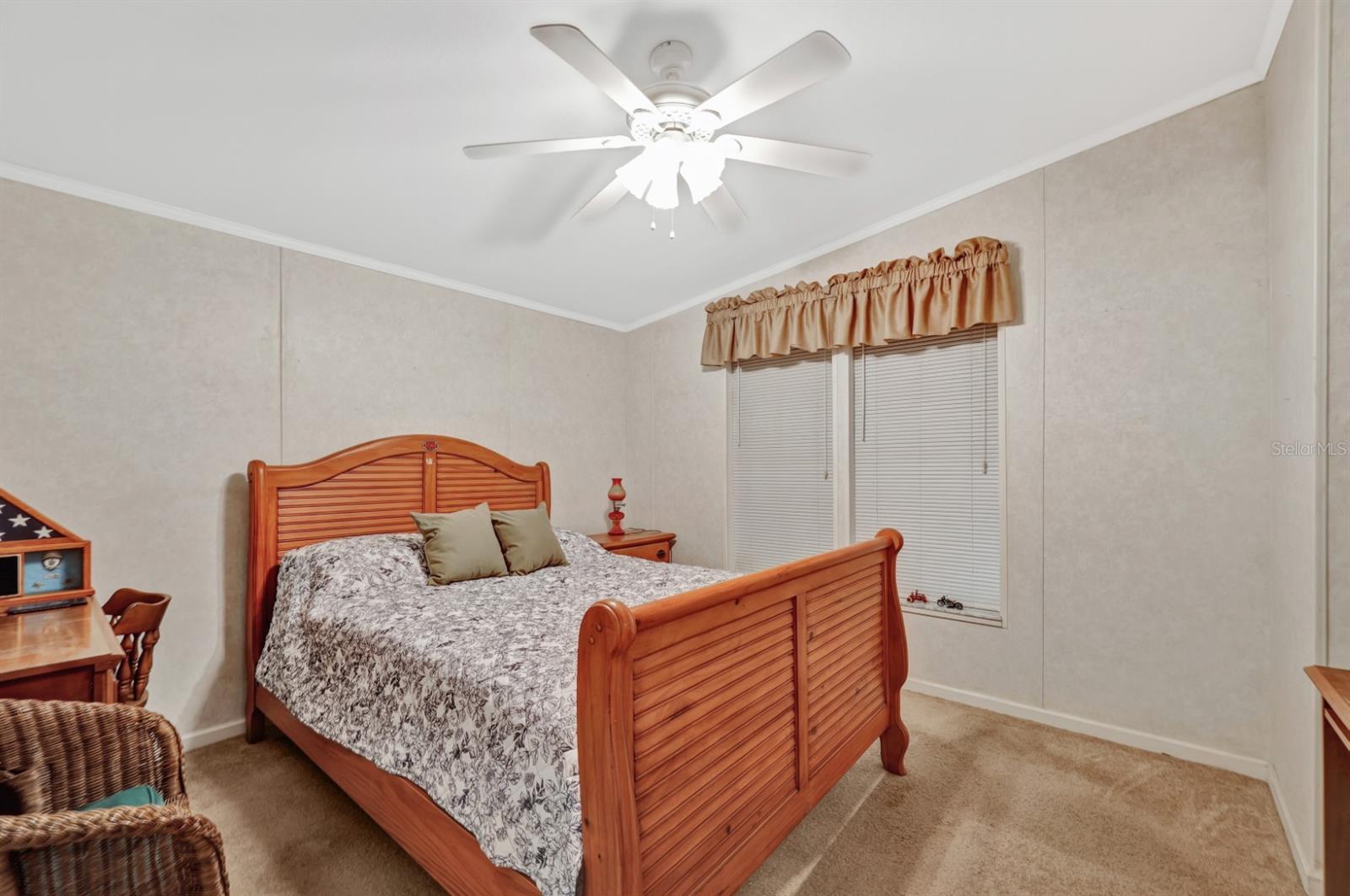 Image 14 of 38 For 1000 Kings Highway 476