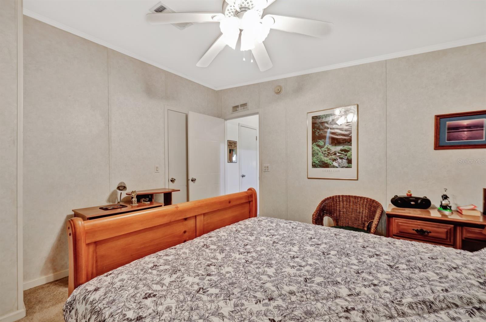 Image 15 of 38 For 1000 Kings Highway 476