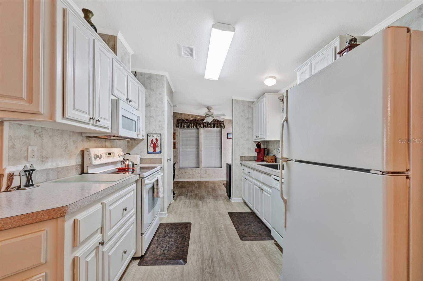 Image 19 of 38 For 1000 Kings Highway 476