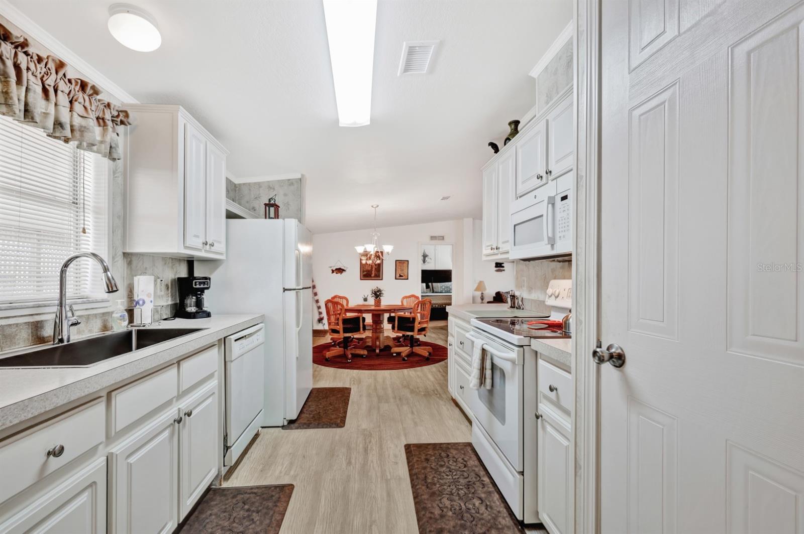 Image 21 of 38 For 1000 Kings Highway 476