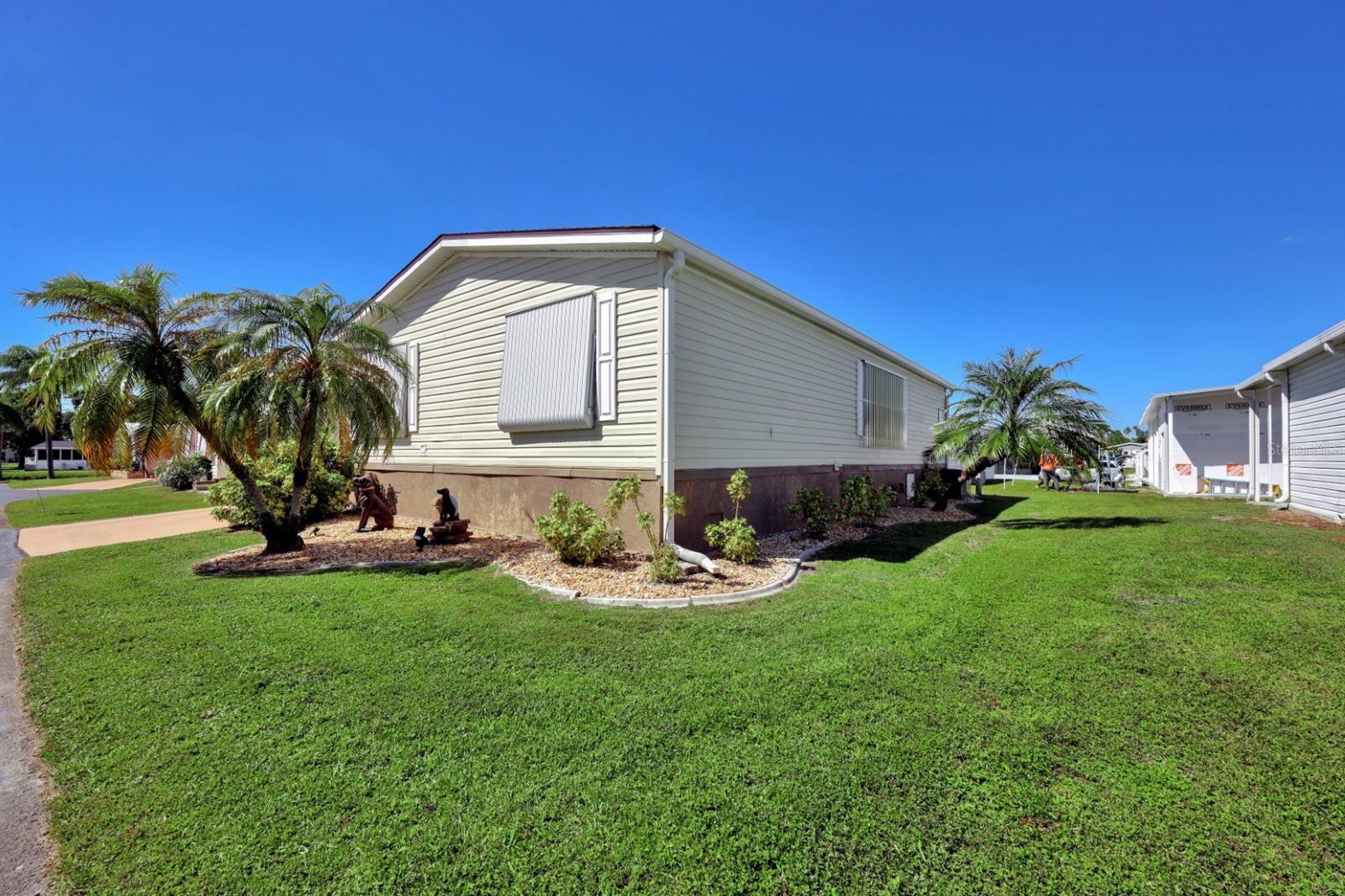 Image 27 of 38 For 1000 Kings Highway 476