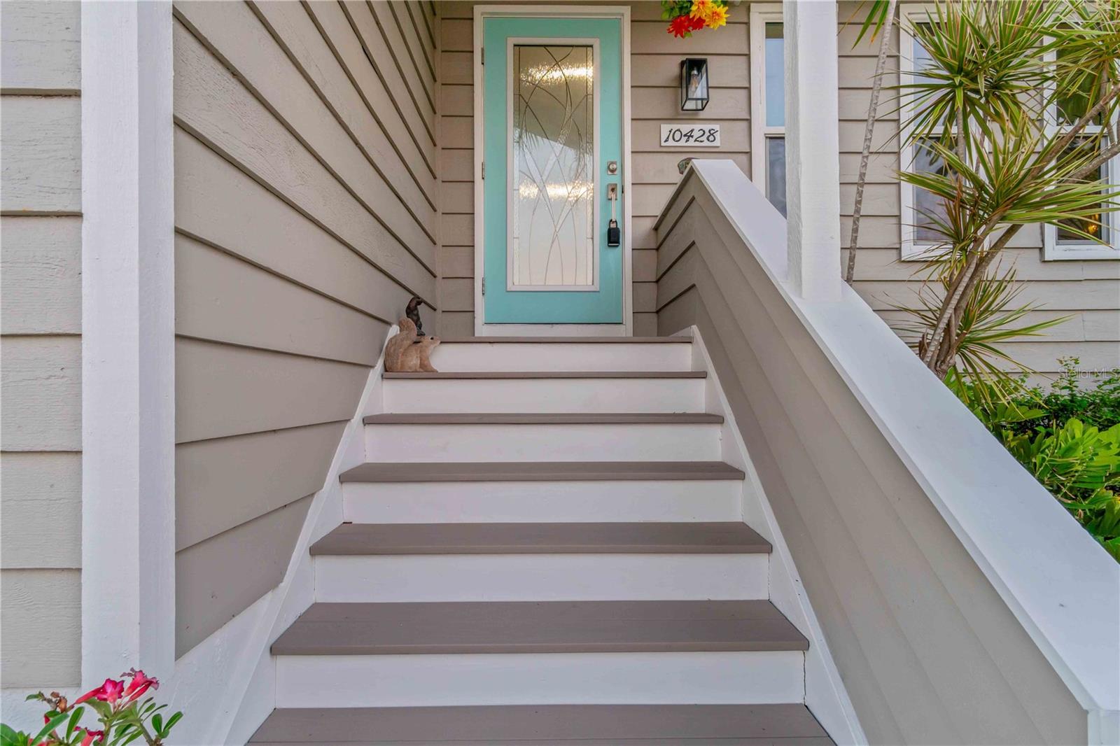 Image 16 of 100 For 10428 Marion Street