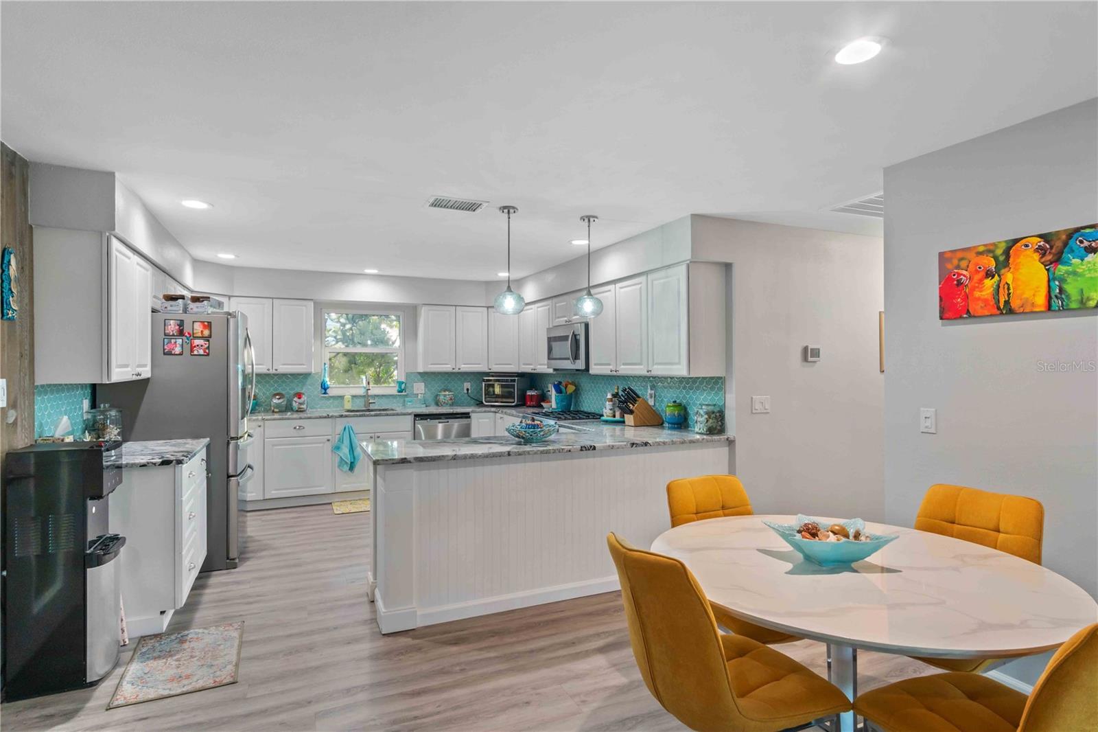 Image 27 of 100 For 10428 Marion Street