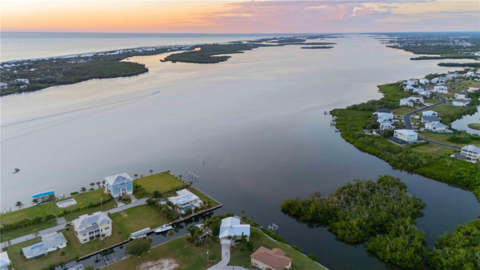 Image 3 of 100 For 10428 Marion Street