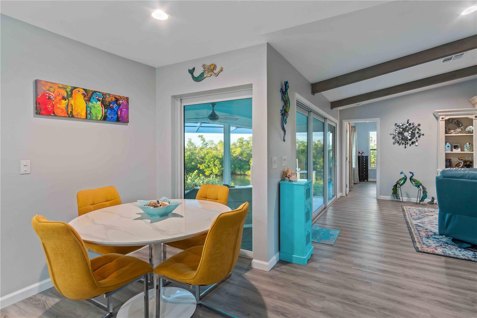 Image 43 of 100 For 10428 Marion Street