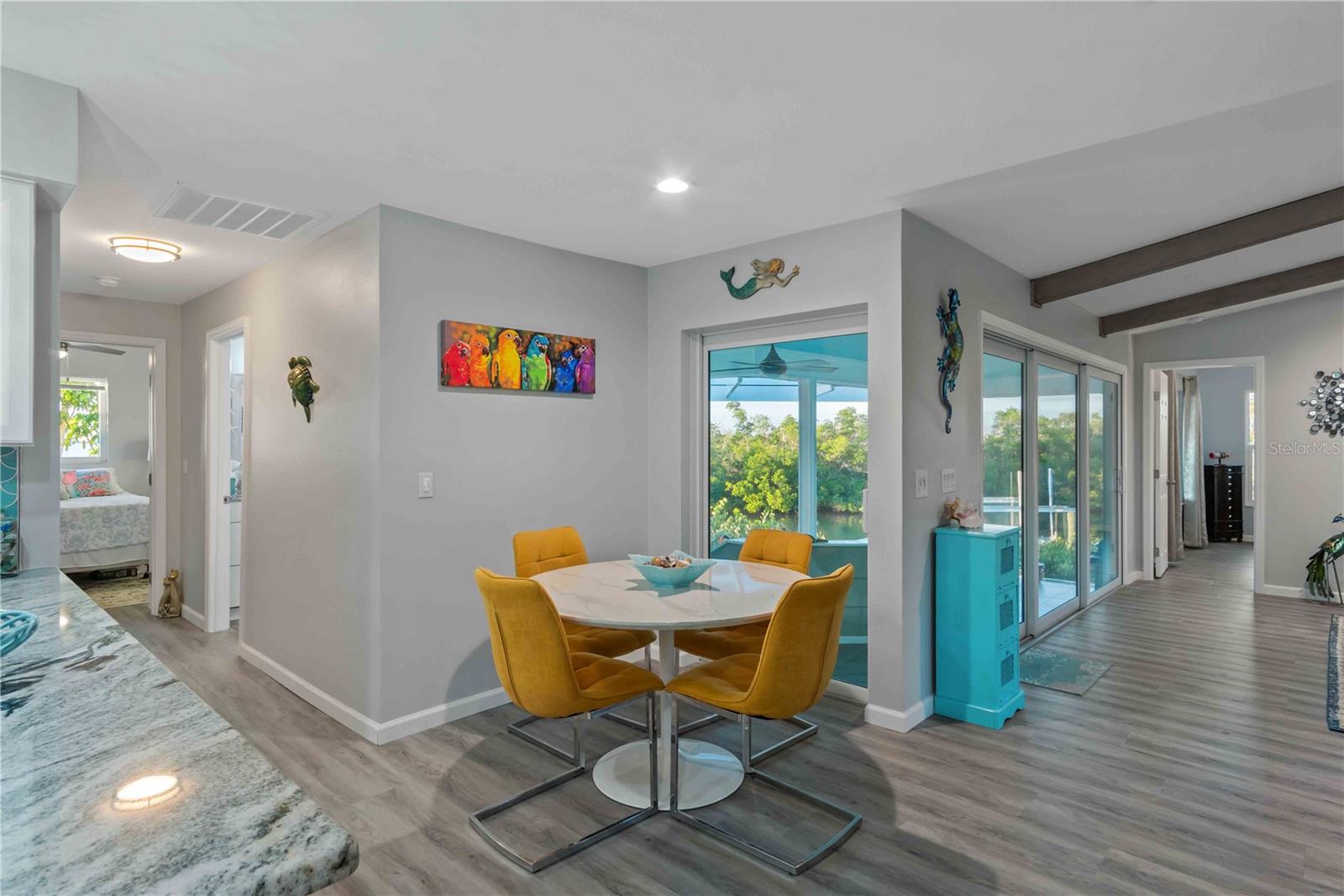 Image 44 of 100 For 10428 Marion Street