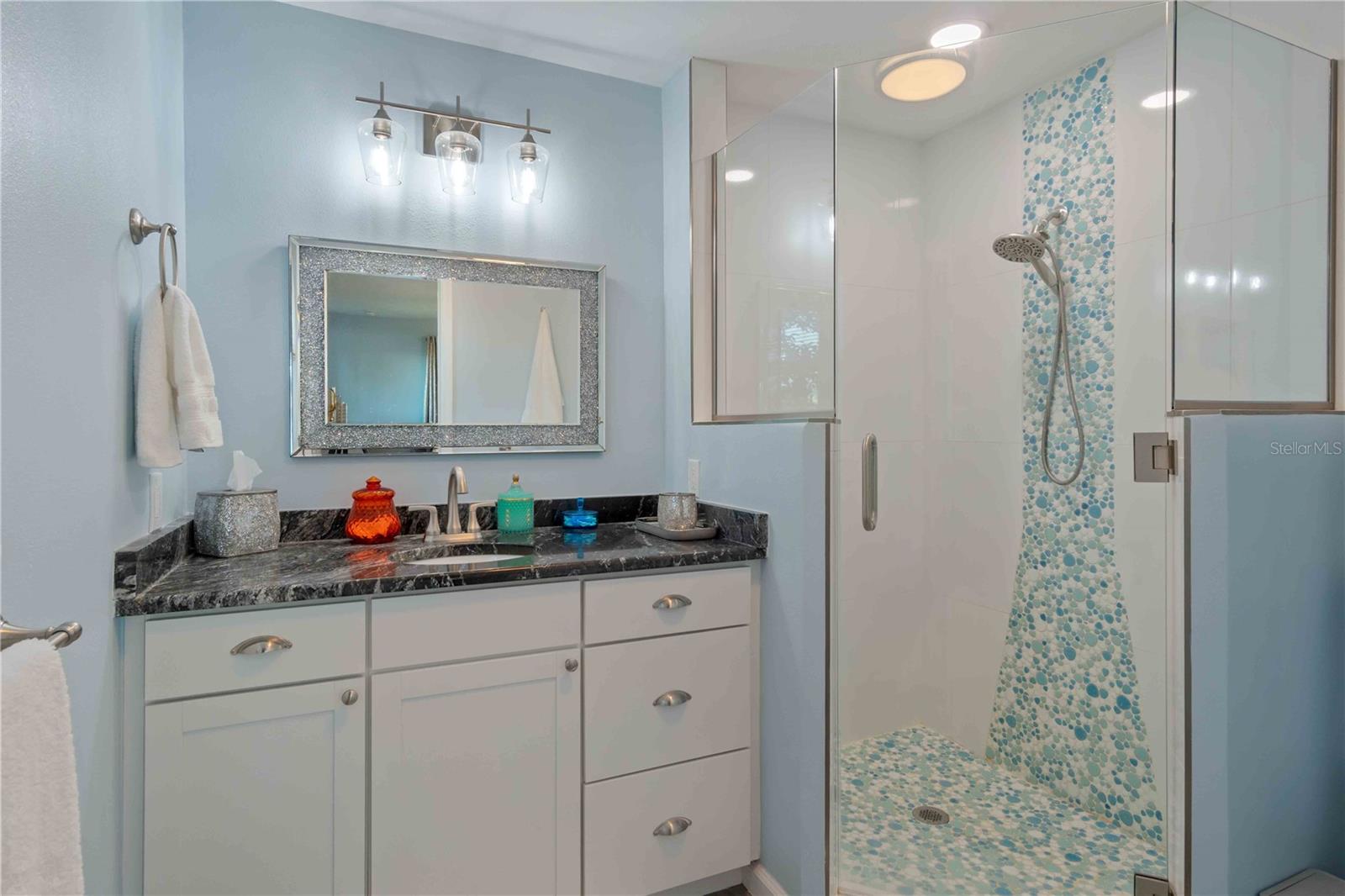 Image 50 of 100 For 10428 Marion Street