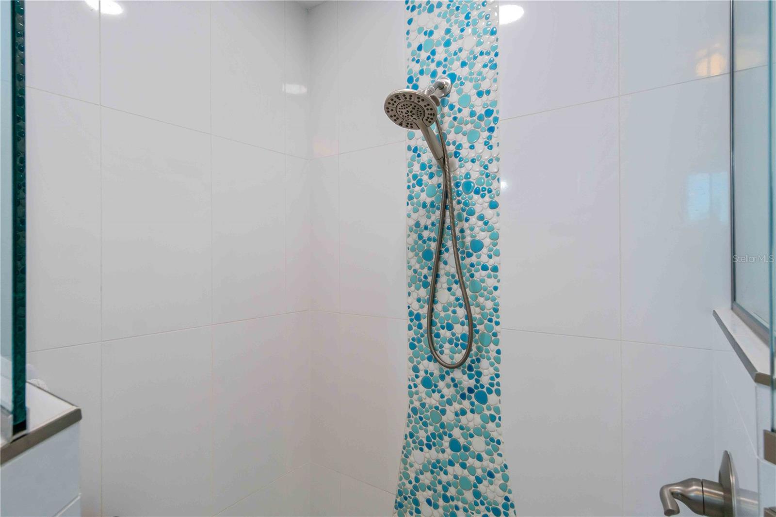 Image 51 of 100 For 10428 Marion Street