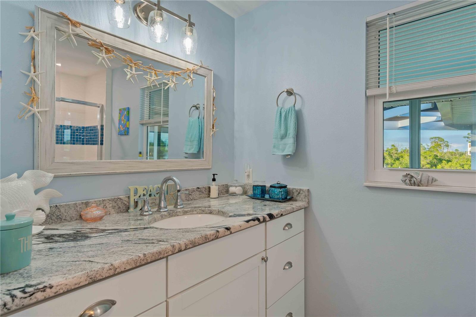 Image 53 of 100 For 10428 Marion Street