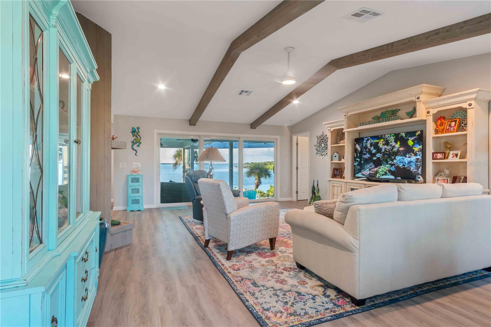 Image 62 of 100 For 10428 Marion Street