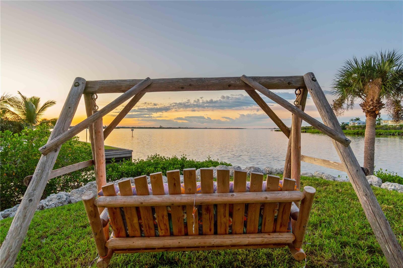 Image 70 of 100 For 10428 Marion Street