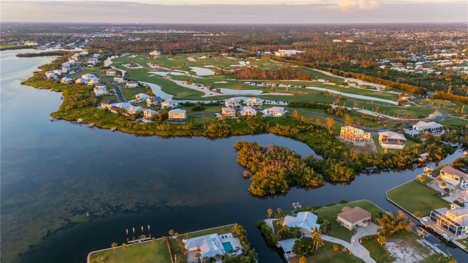 Image 92 of 100 For 10428 Marion Street