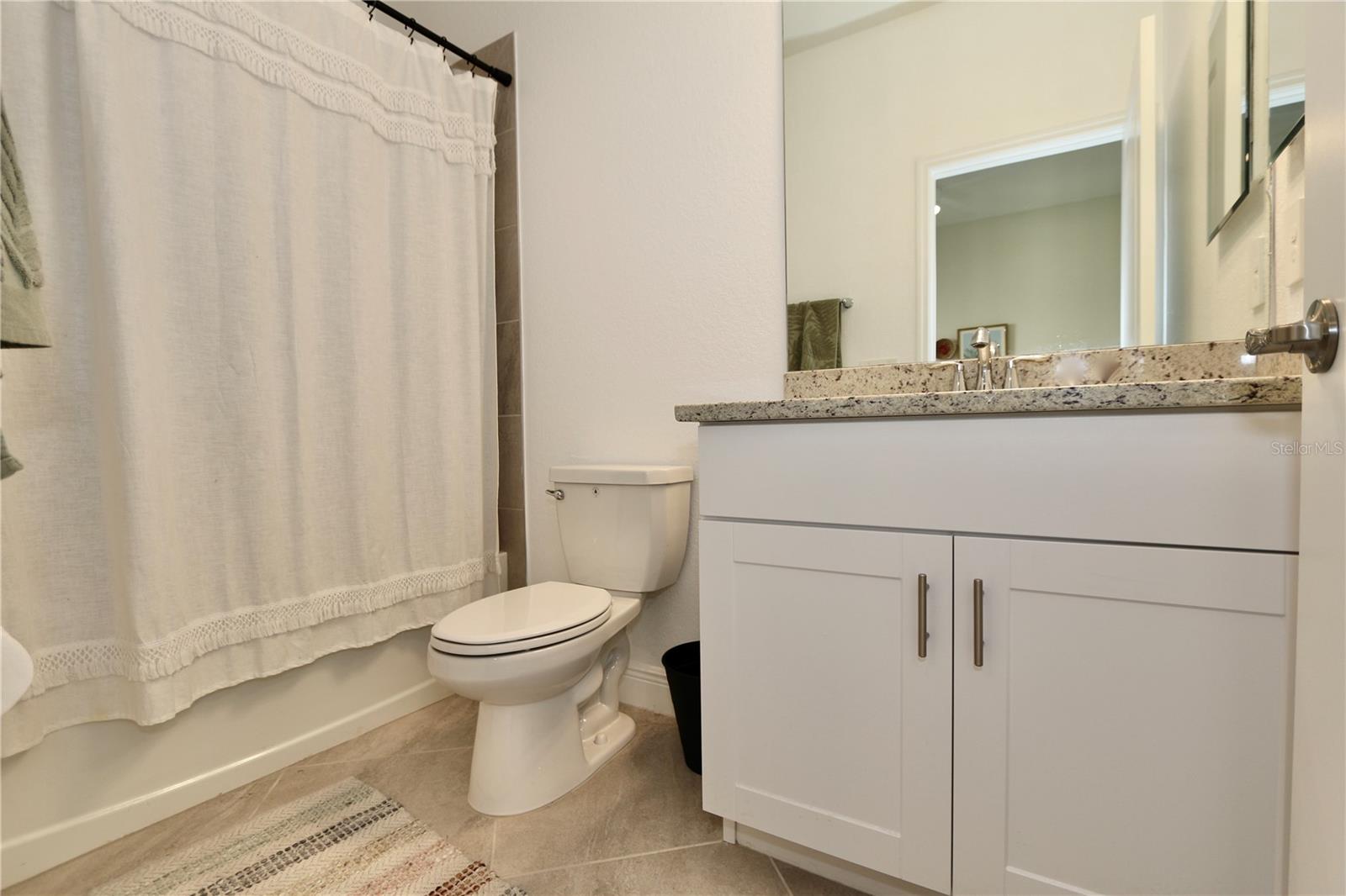 Image 10 of 21 For 17876 Woodland Court