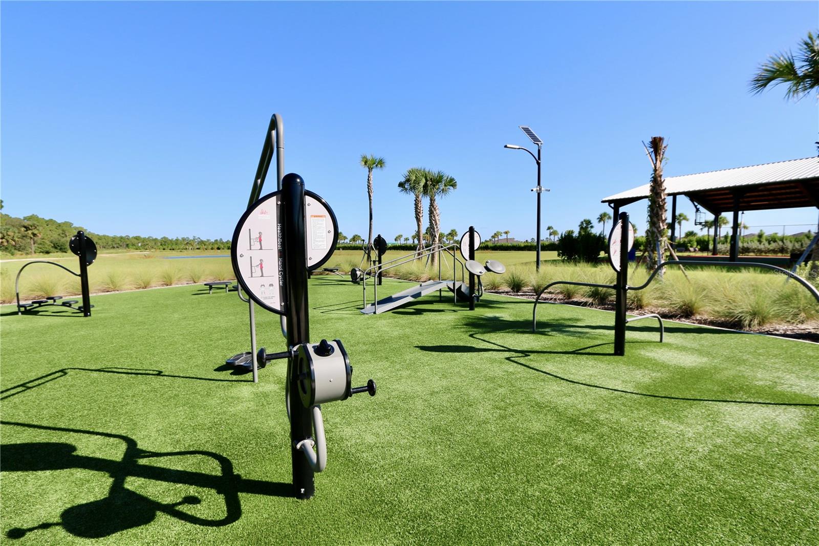 Image 17 of 21 For 17876 Woodland Court