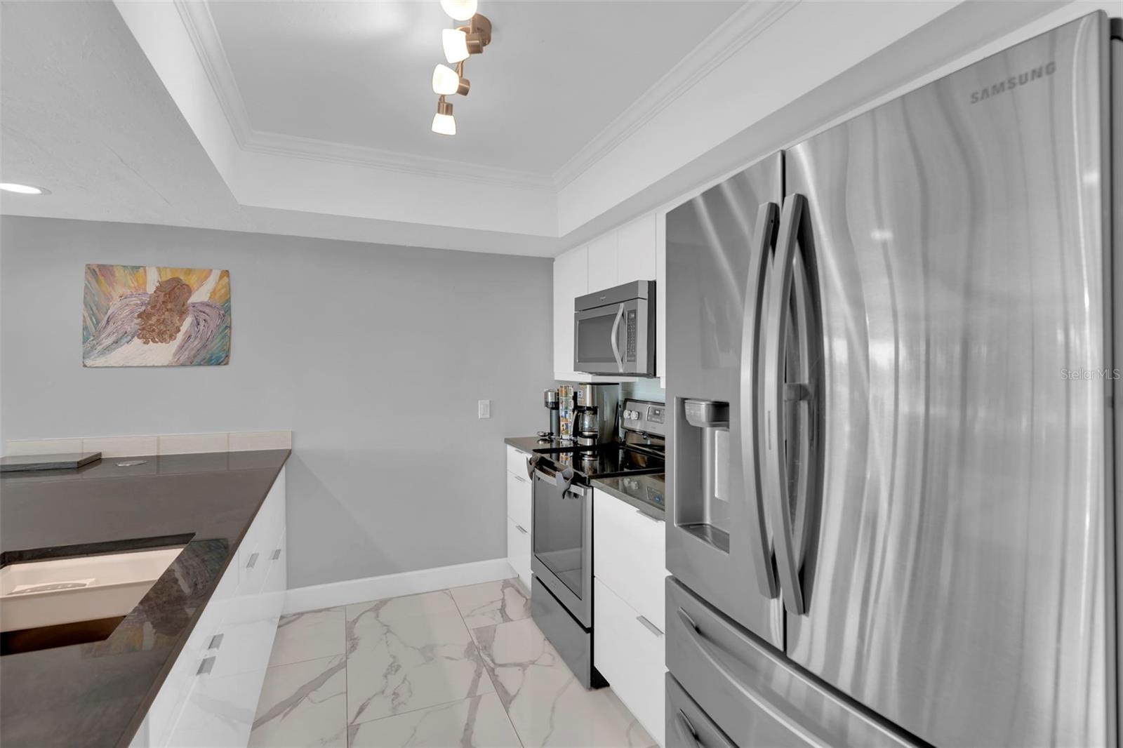 Image 14 of 34 For 6300 Cougar Run 302