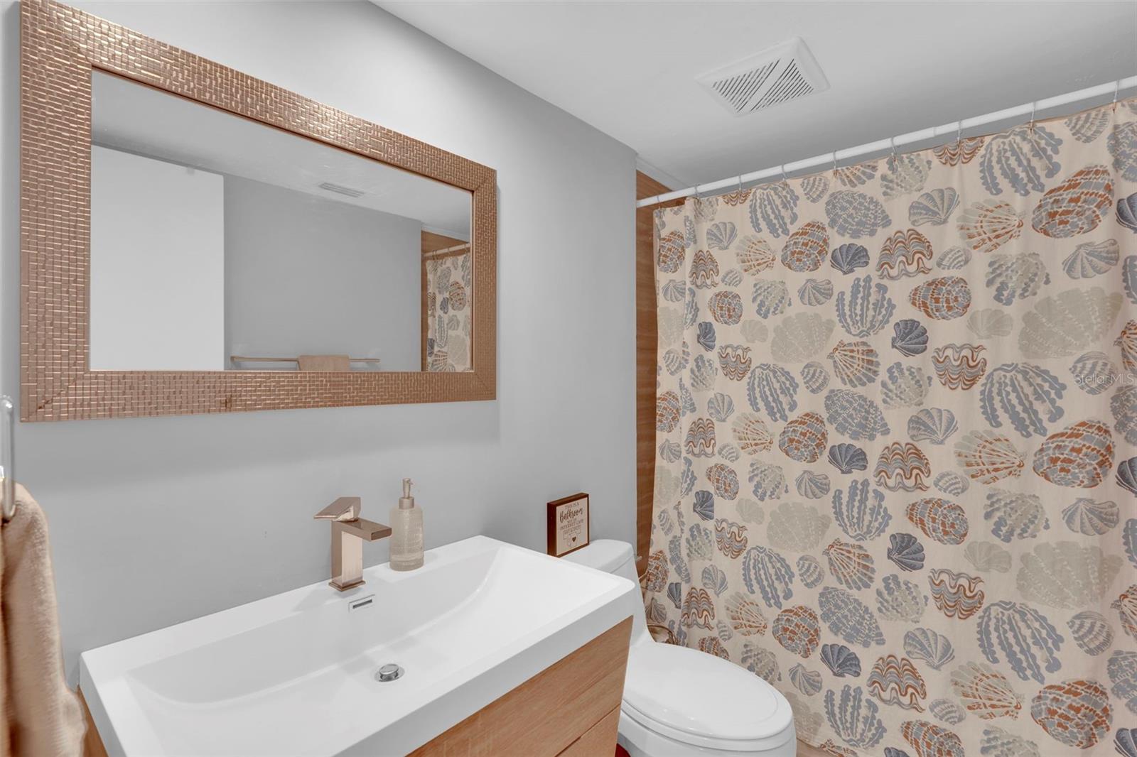 Image 27 of 34 For 6300 Cougar Run 302