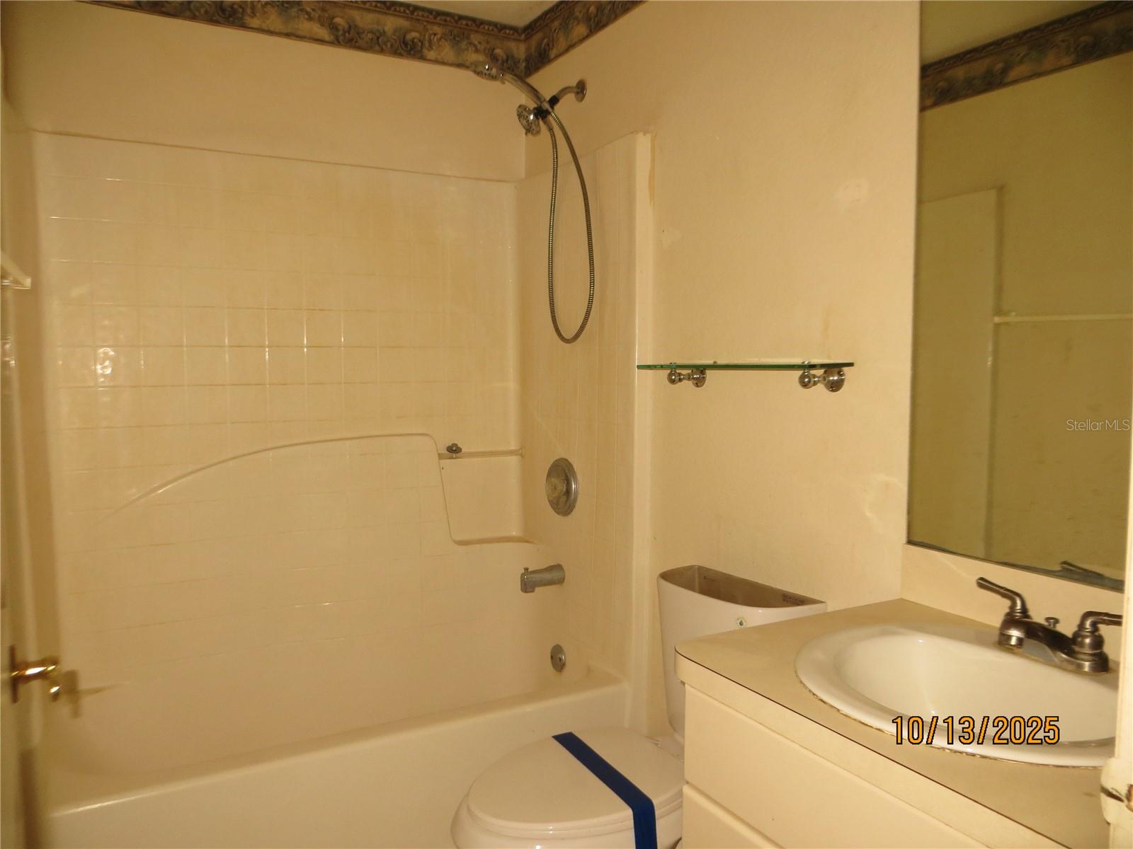 Listing photo id 14 for 3554 Penelope Terrace