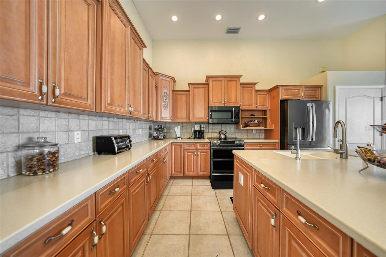 Image 15 of 32 For 26089 Templar Lane