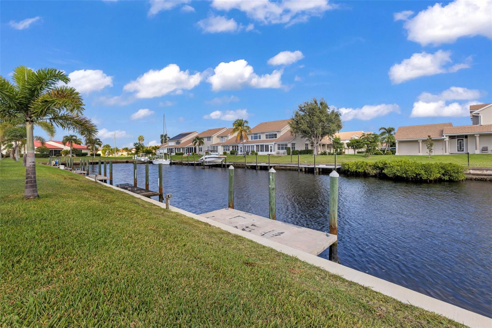 Image 33 of 42 For 3830 Bal Harbor Boulevard 9