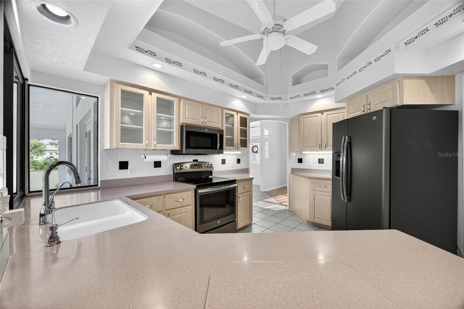 Image 10 of 39 For 17200 River Ranch Court