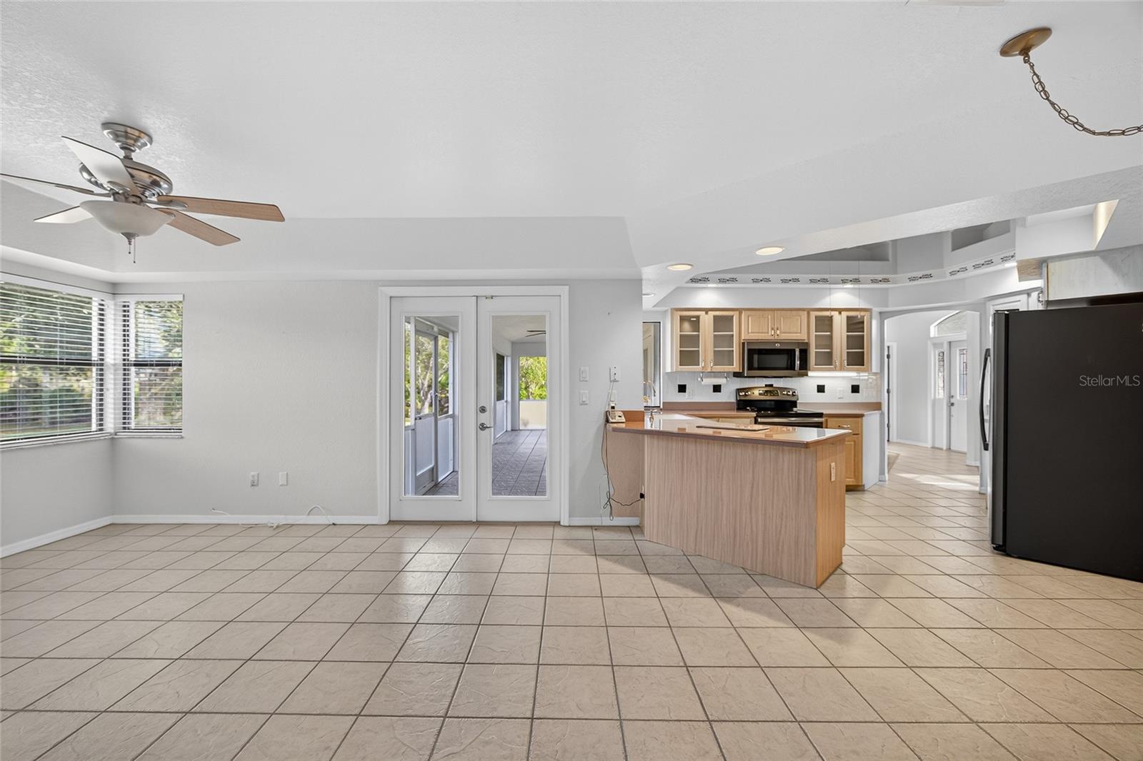 Image 11 of 39 For 17200 River Ranch Court