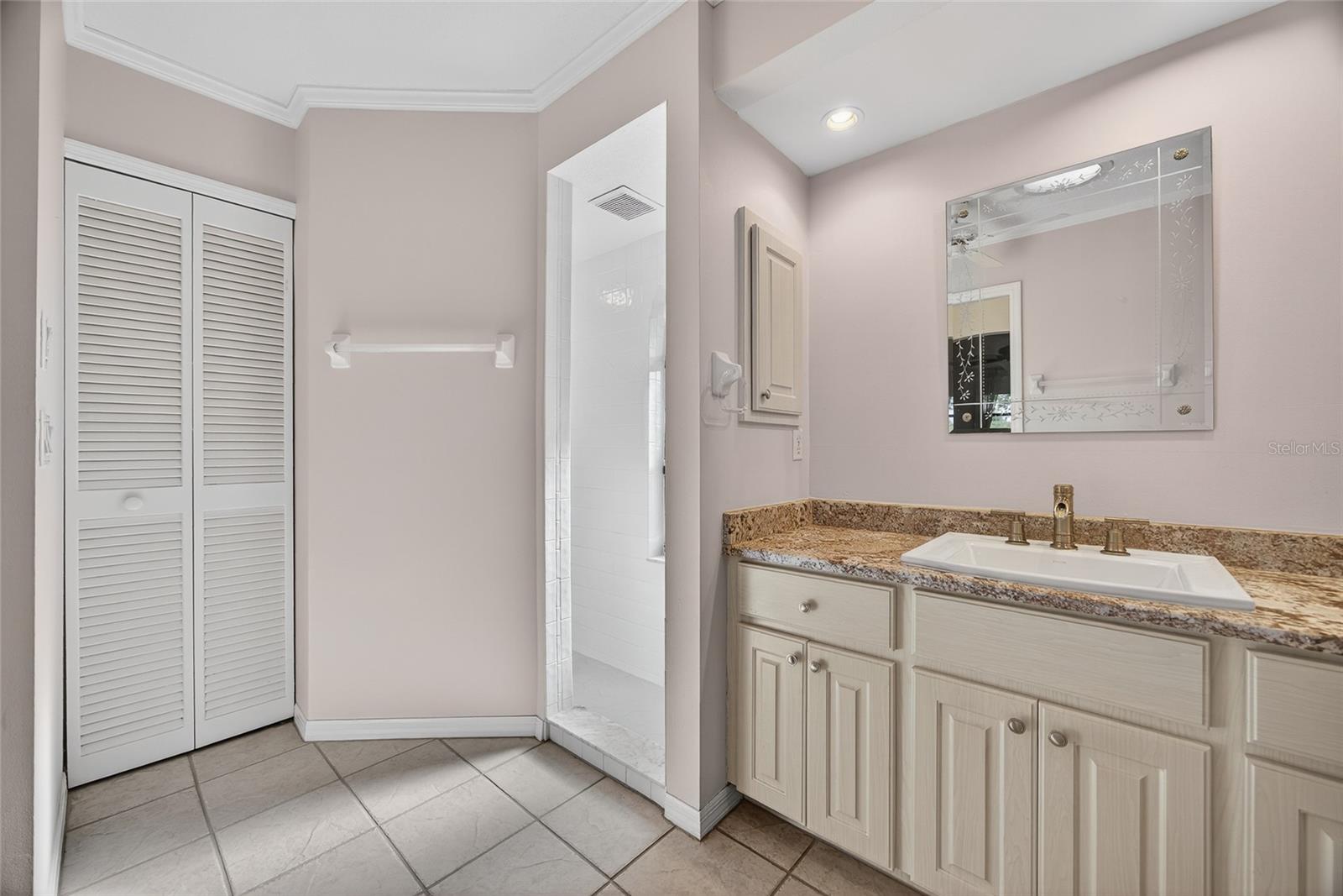 Image 17 of 39 For 17200 River Ranch Court