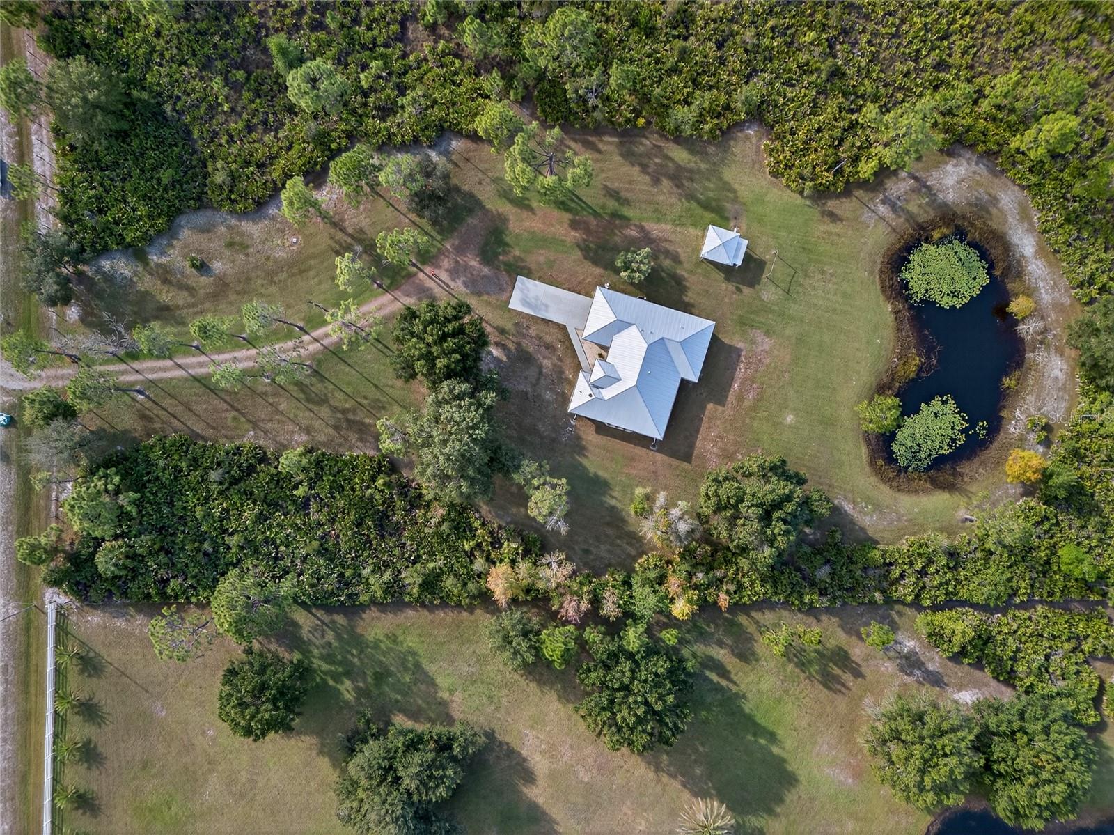 Image 30 of 39 For 17200 River Ranch Court