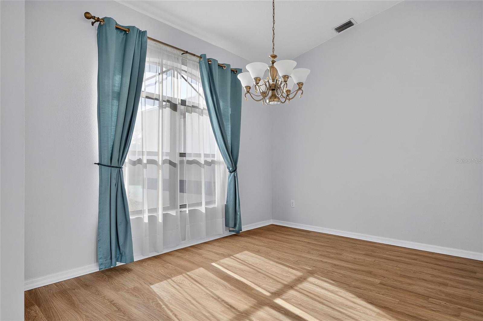 Image 7 of 39 For 17200 River Ranch Court