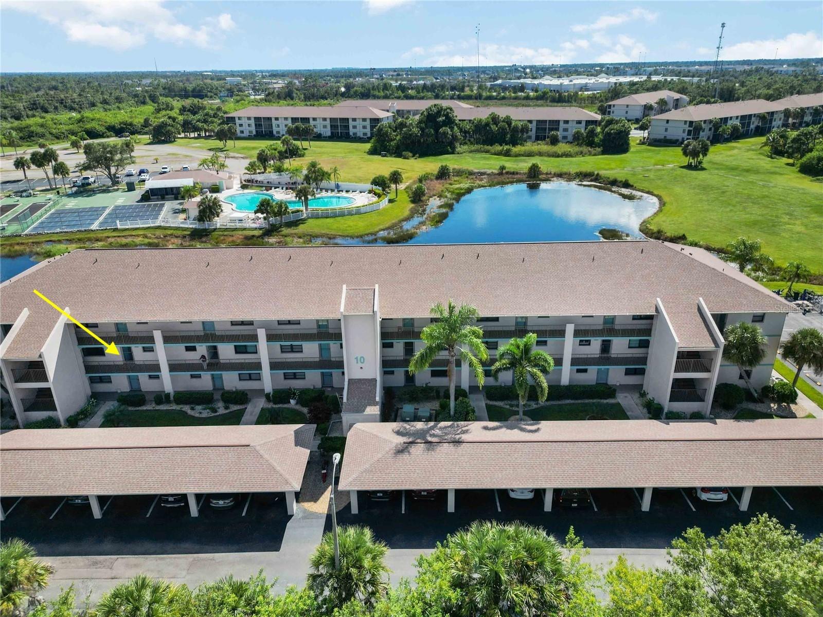 Image 28 of 34 For 175 Kings Highway 1022