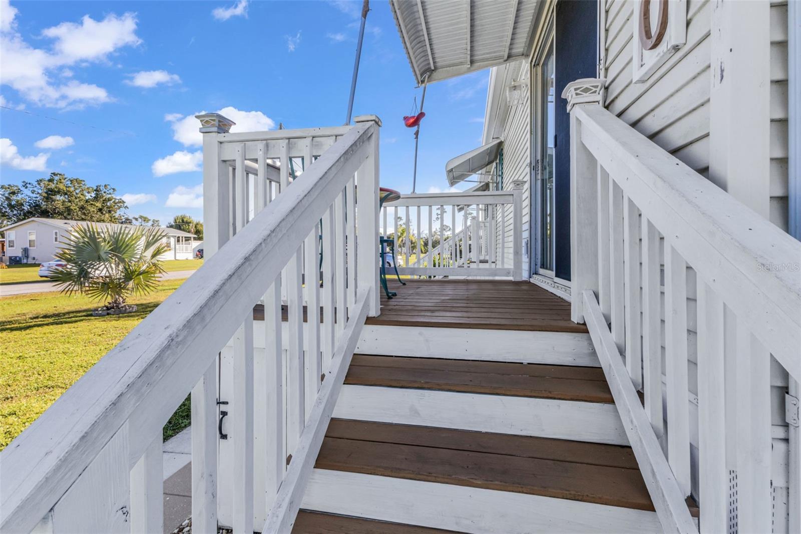 Image 36 of 54 For 27980 Roanoke Circle