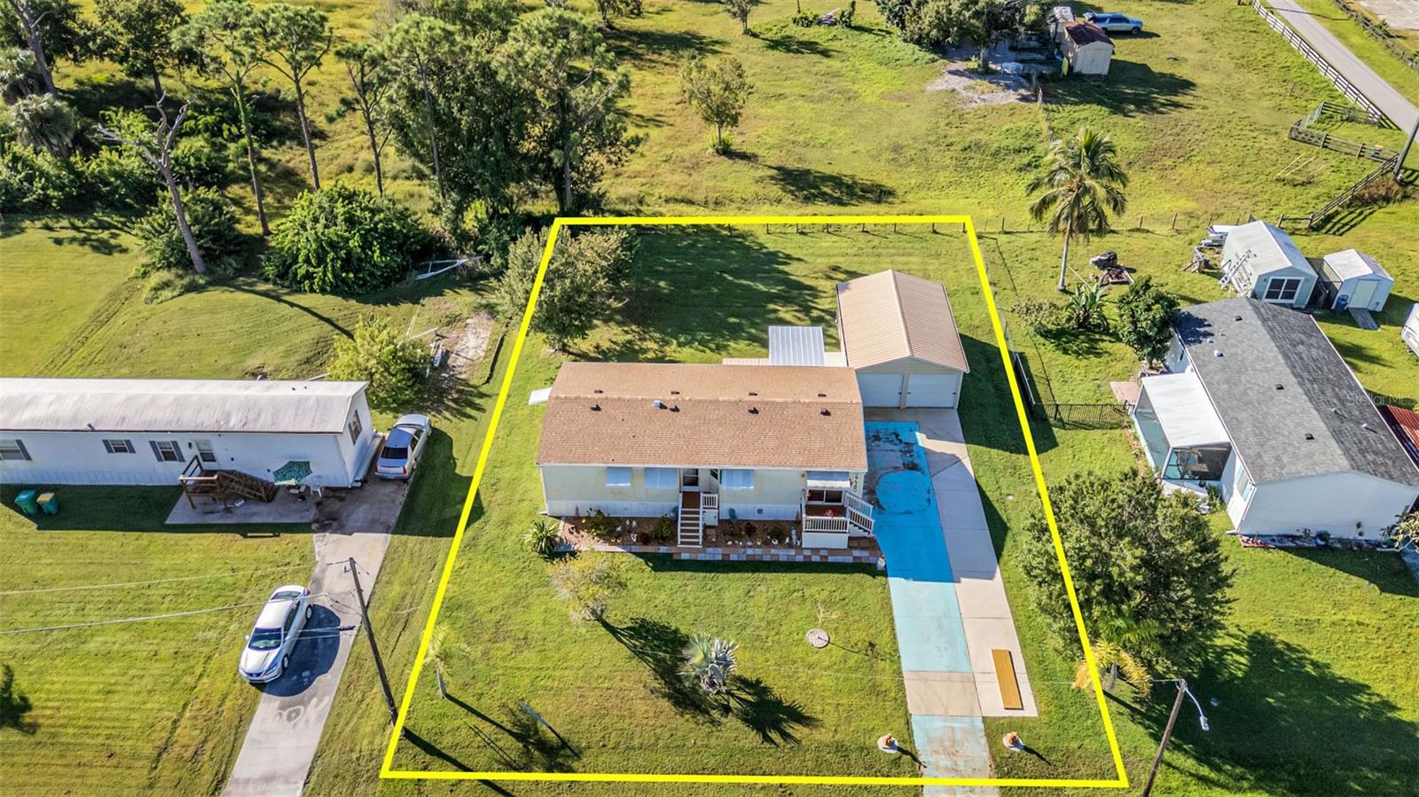 Image 50 of 54 For 27980 Roanoke Circle