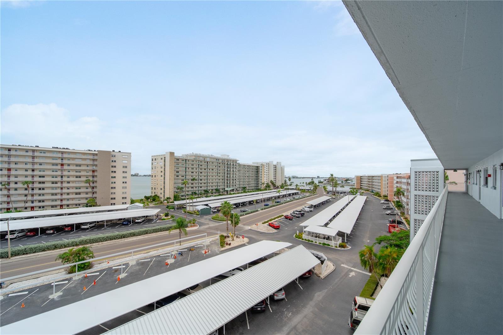 Image 23 of 30 For 5925 Shore Boulevard S 606