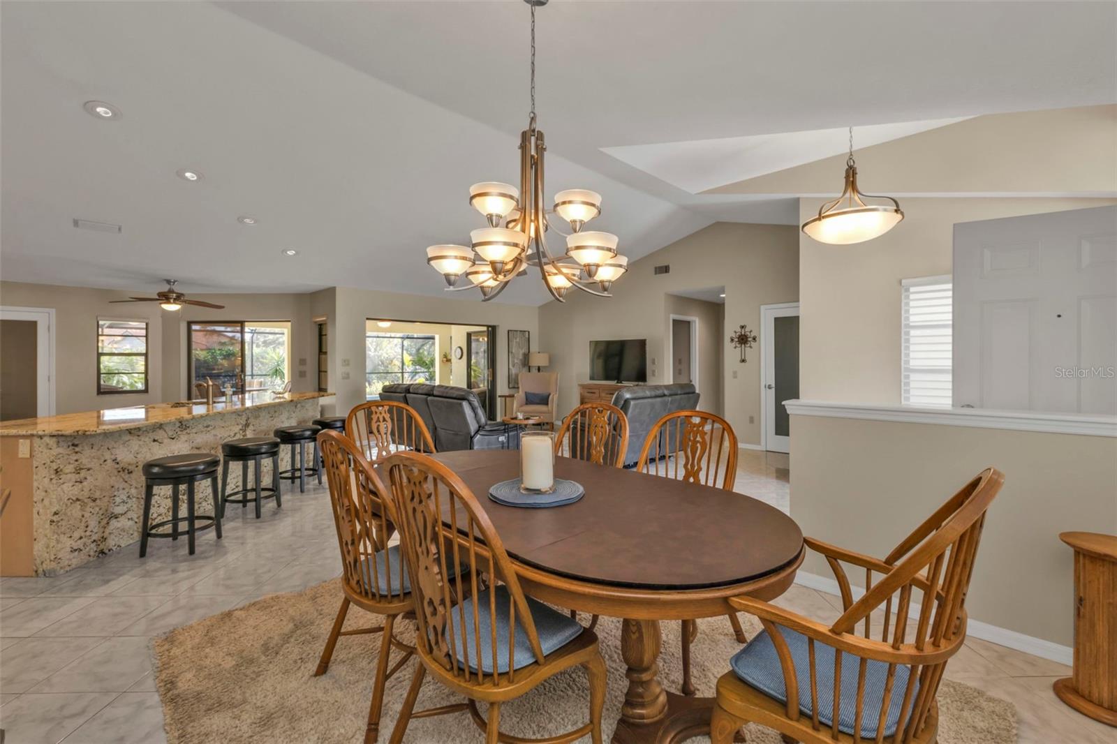 Image 14 of 77 For 4315 Cape Haze Drive
