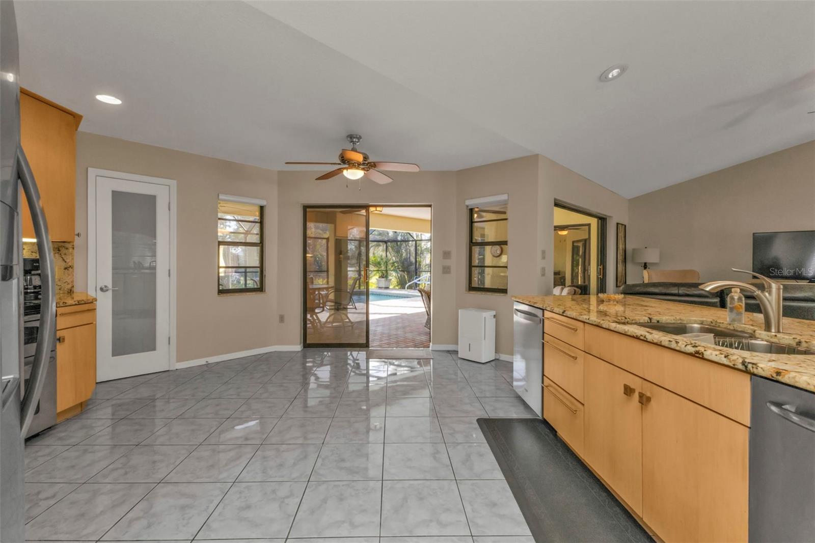 Image 21 of 77 For 4315 Cape Haze Drive