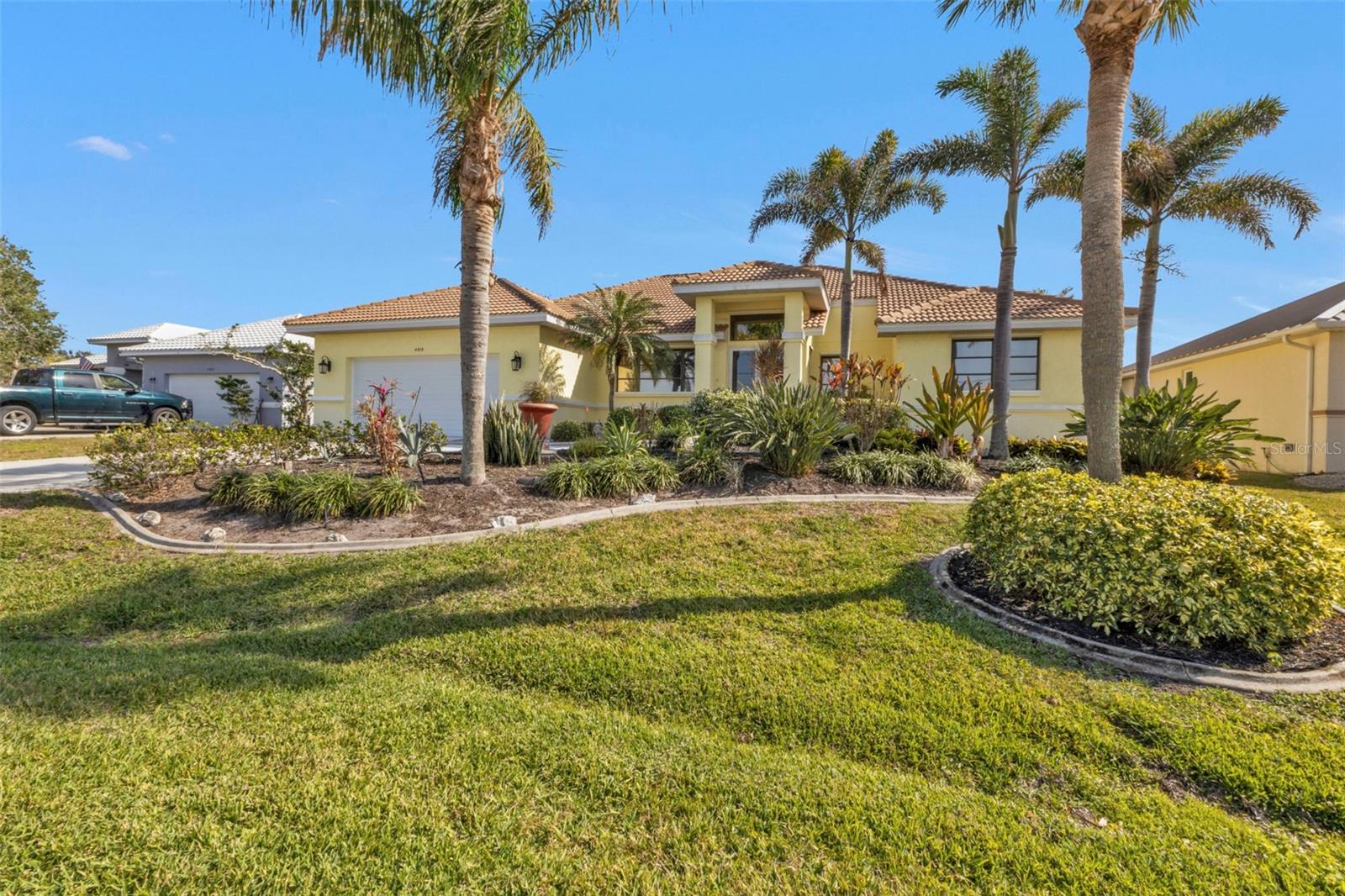 Image 3 of 77 For 4315 Cape Haze Drive