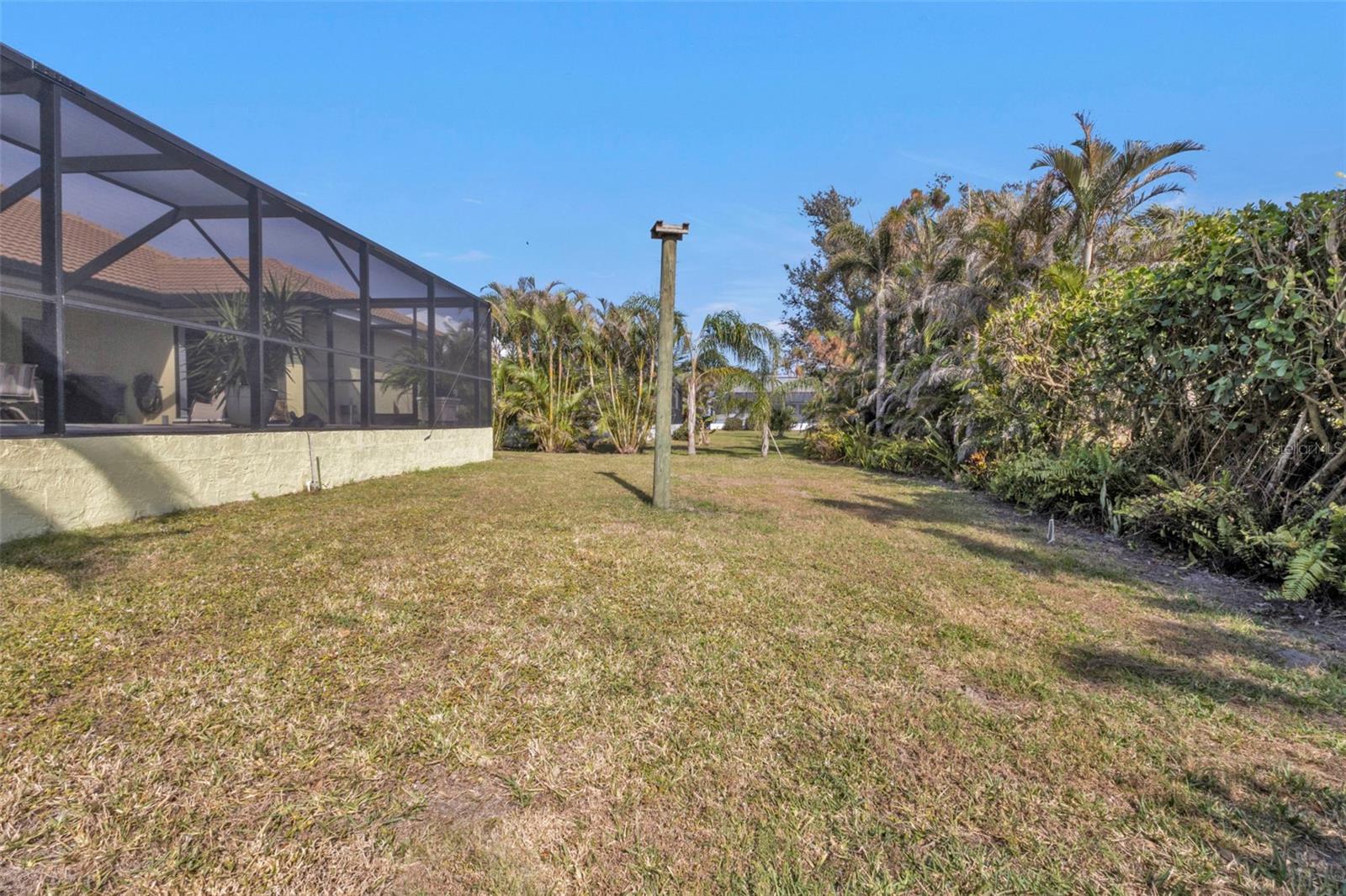 Image 52 of 77 For 4315 Cape Haze Drive