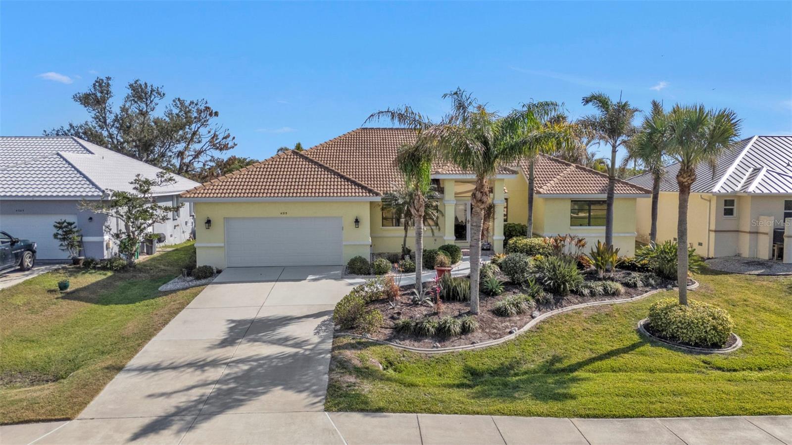 Image 57 of 77 For 4315 Cape Haze Drive