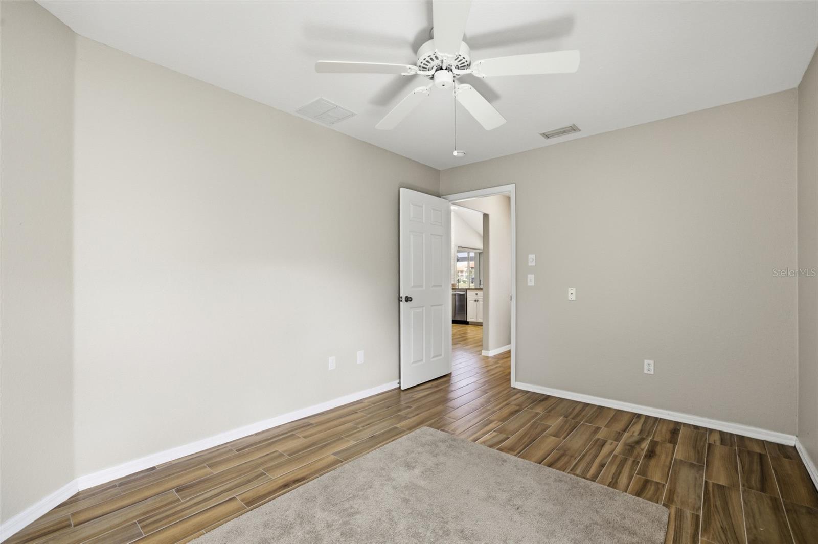 Image 17 of 60 For 4026 Big Pass Lane