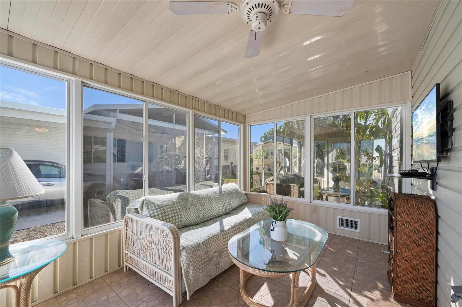 Image 14 of 56 For 1000 Kings Highway 480