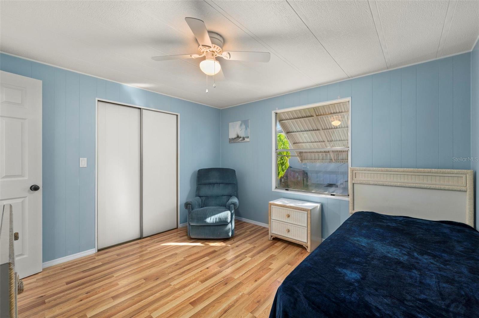 Image 24 of 56 For 1000 Kings Highway 480