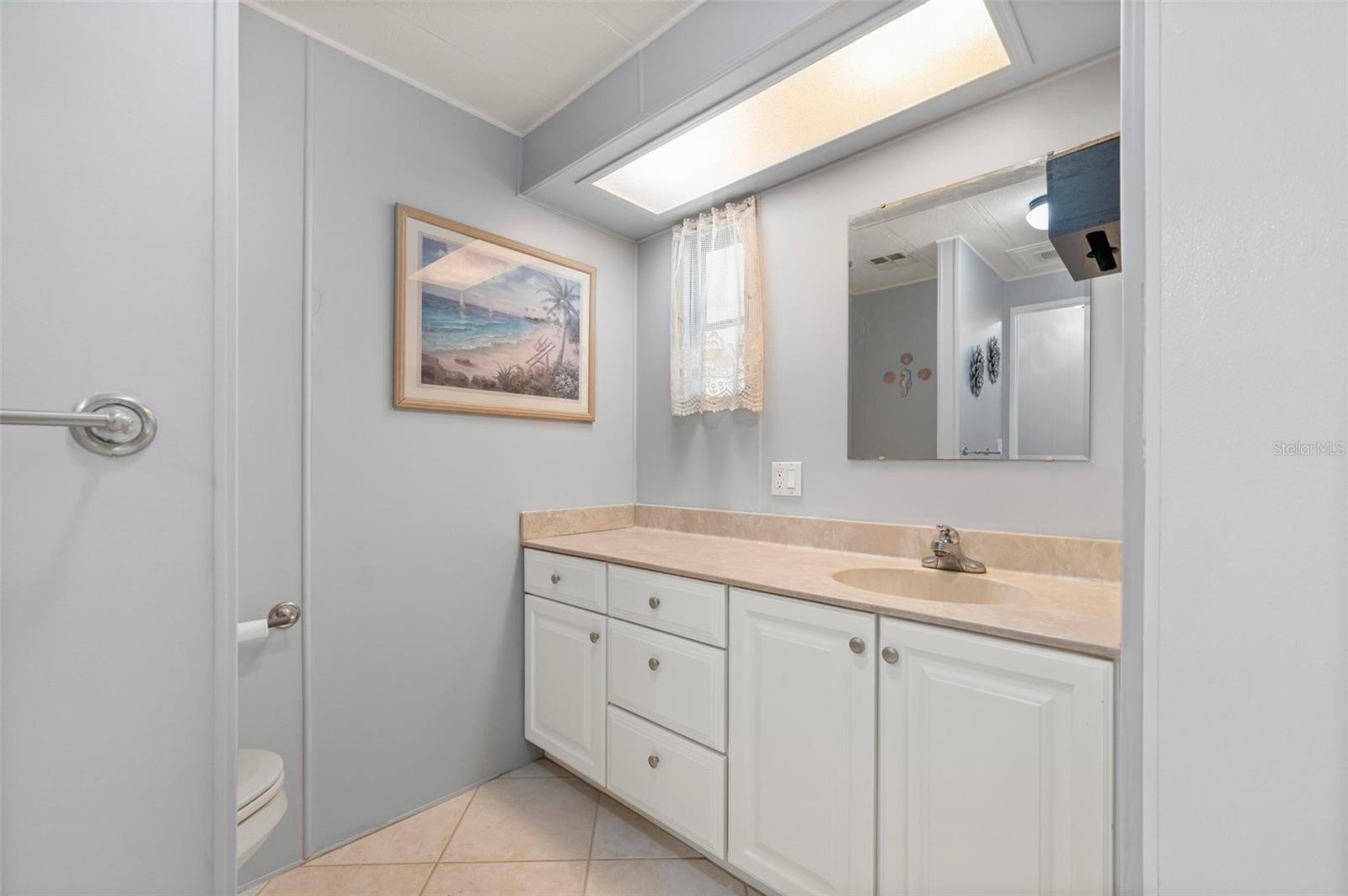 Image 27 of 56 For 1000 Kings Highway 480