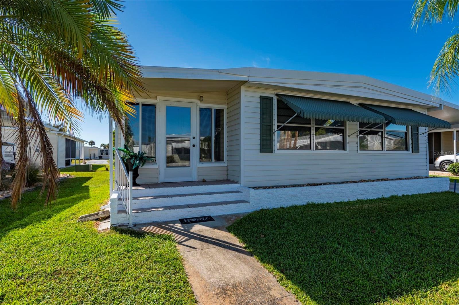 Image 30 of 56 For 1000 Kings Highway 480